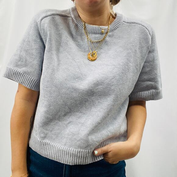 Abercrombie & Fitch L gray crewneck short sleeve sweater - Picture 6 of 6